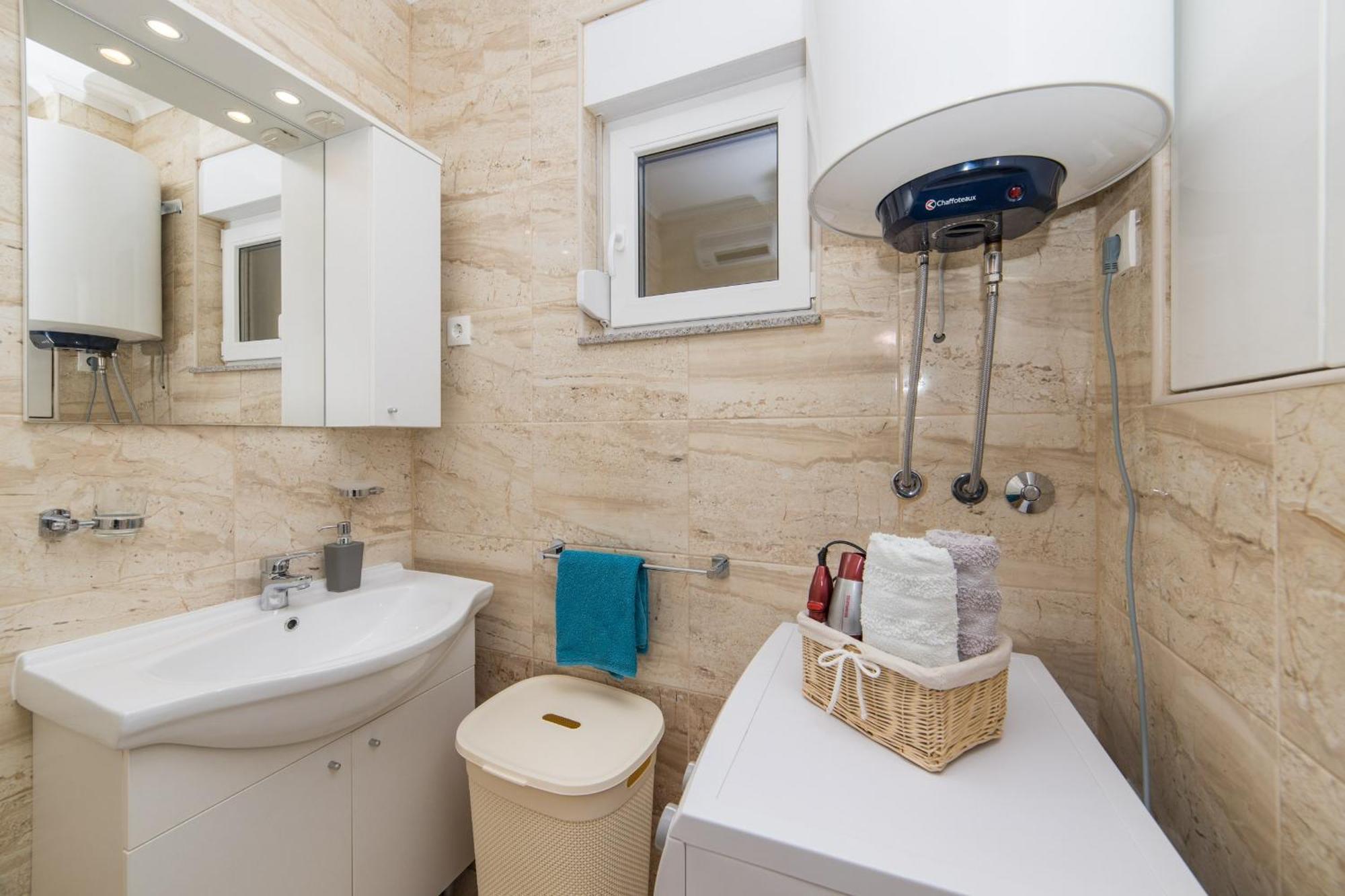 Apartments Crystal Makarska Szoba fotó